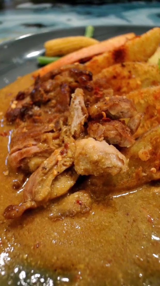 Slow-braised curry