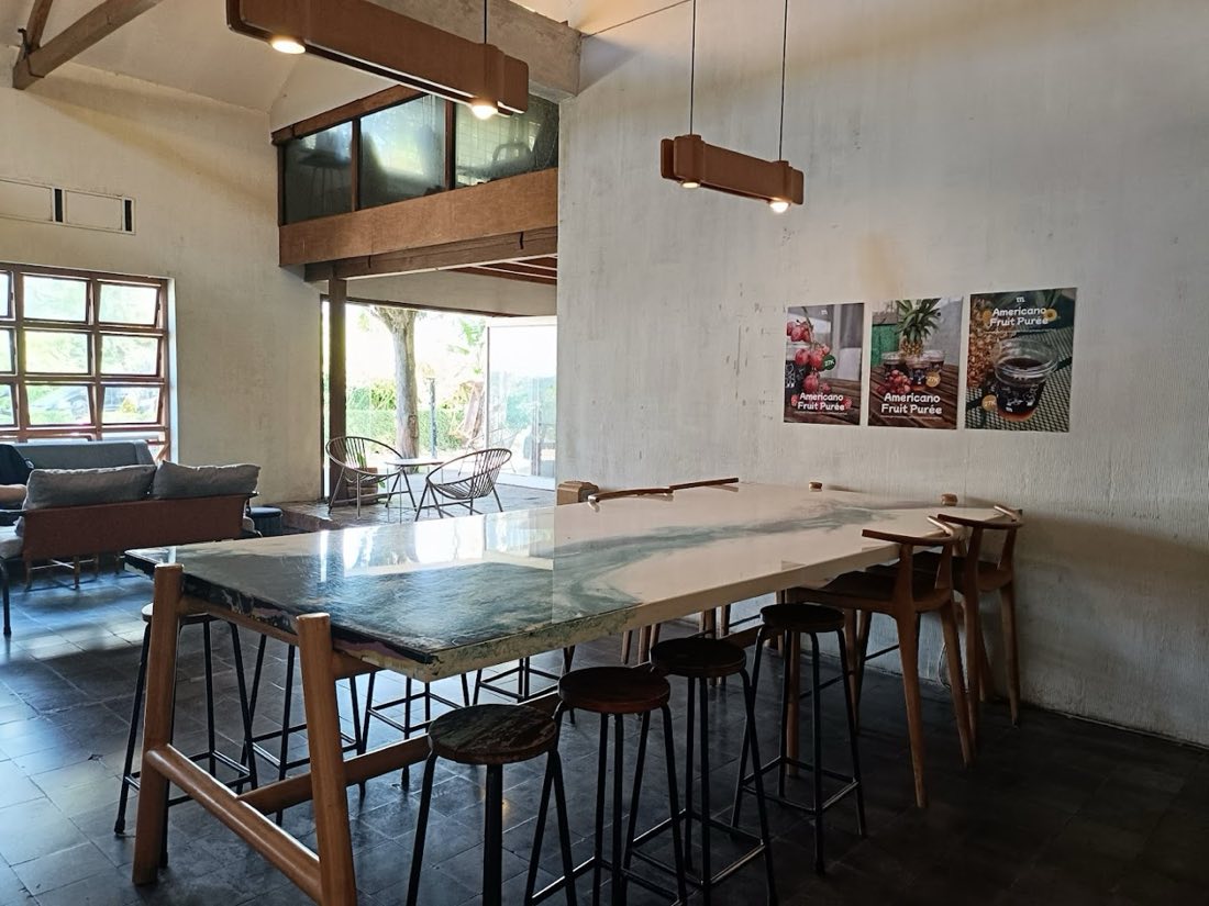 Long table seating